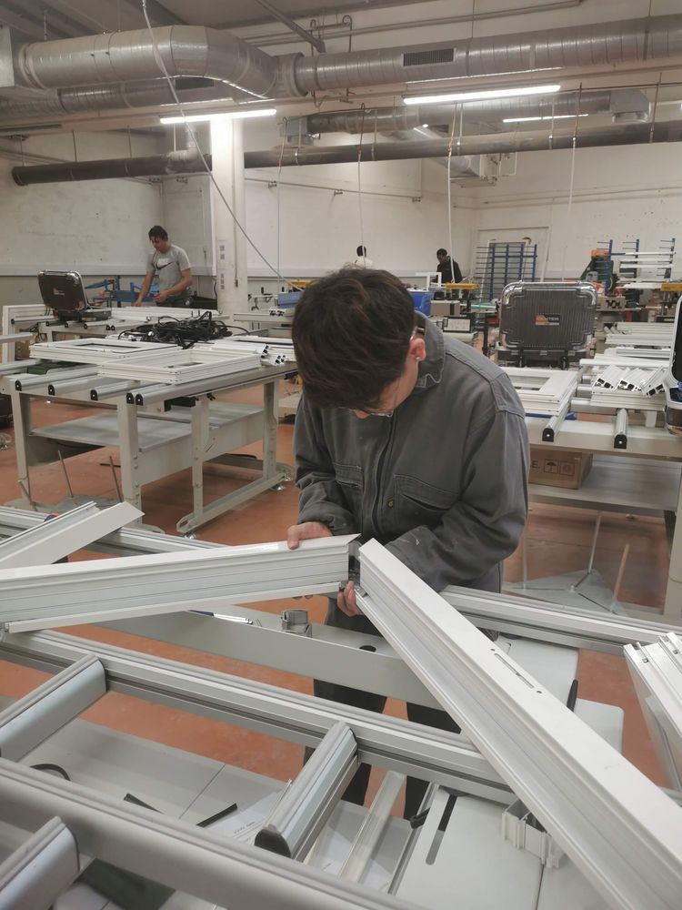 Fabrication d’un ouvrant en aluminium en atelier de formation